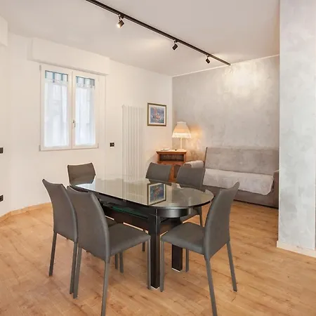 Casa Colombo-vicina Al E Al Centro * 가르다