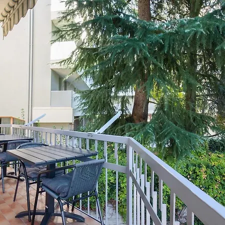 Casa Colombo-vicina Al E Al Centro 아파트 *