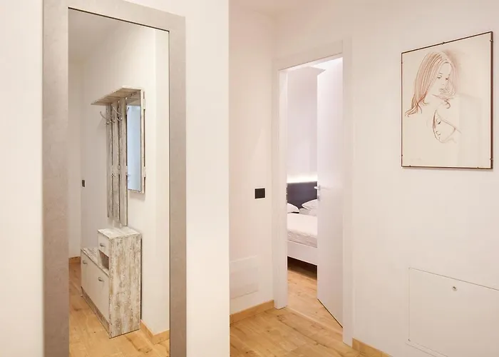 Casa Colombo-vicina Al E Al Centro Apartman