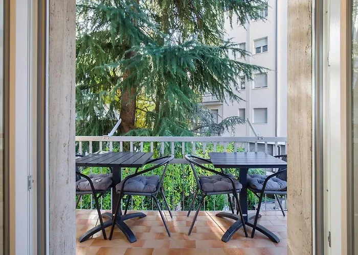 Casa Colombo-vicina Al E Al Centro Apartman *